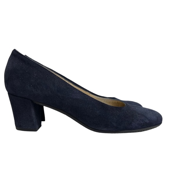 Eric Michael Suede Pumps - Picture 6 of 16